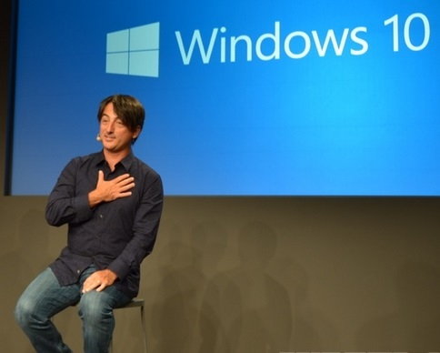 Microsoft представила Windows 10 и голографические очки HoloLens.